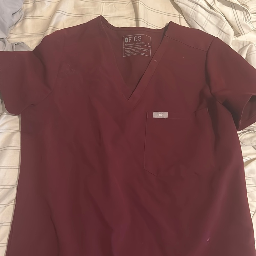 Catarina One Pocket scrub top